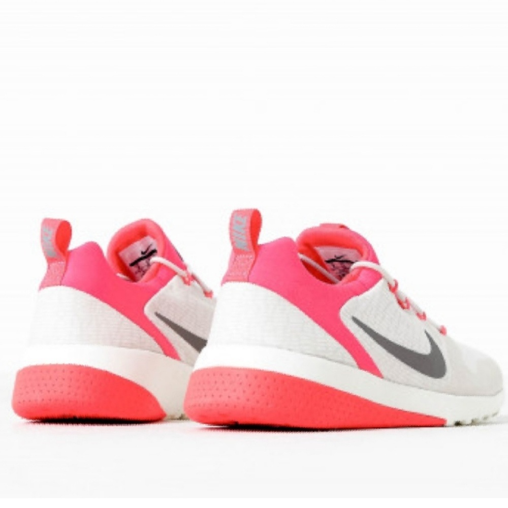 New Nike Shoes 9